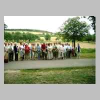 59-09-1177 5. Kirchspieltreffen 2003. Alle Teilnehmer singen mit..JPG